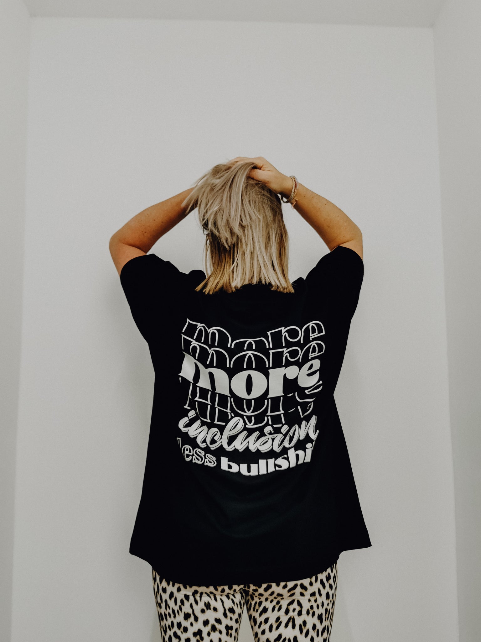 Oversized T-Shirt "more inclusion less bullshit"