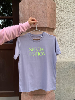 Special Edition Adults Signature T-Shirt lavender