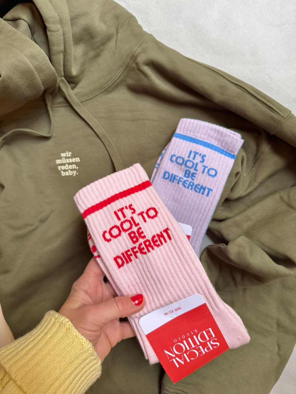 Geschenkset "Get your Hoodie & Socks on"