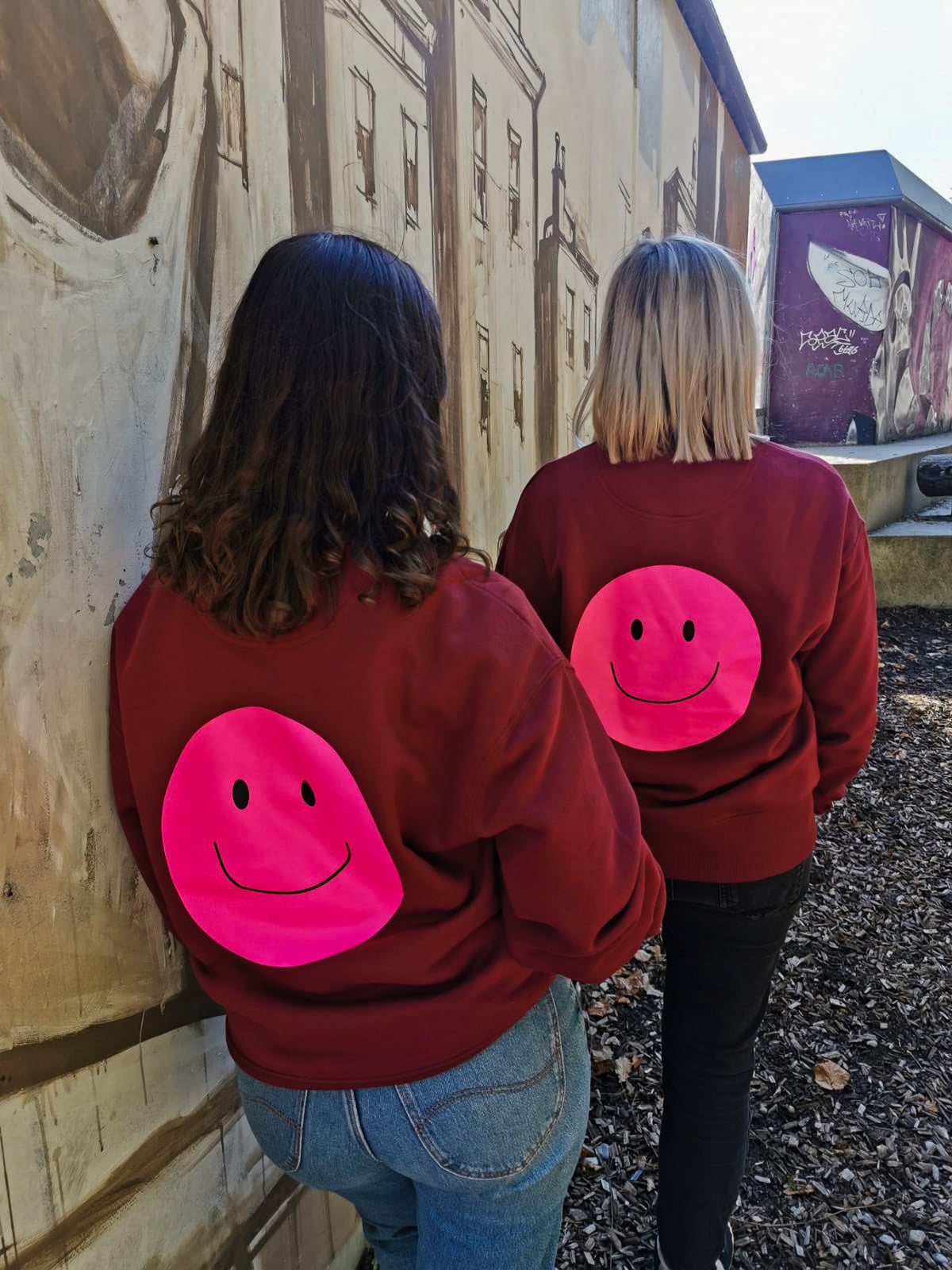 SPECIAL SALE "I'm a warrior" Sweater Adults mit kleinen Makeln